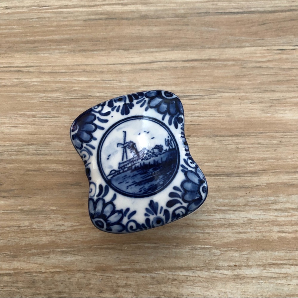Vintage Delft Blue Trinket Box
